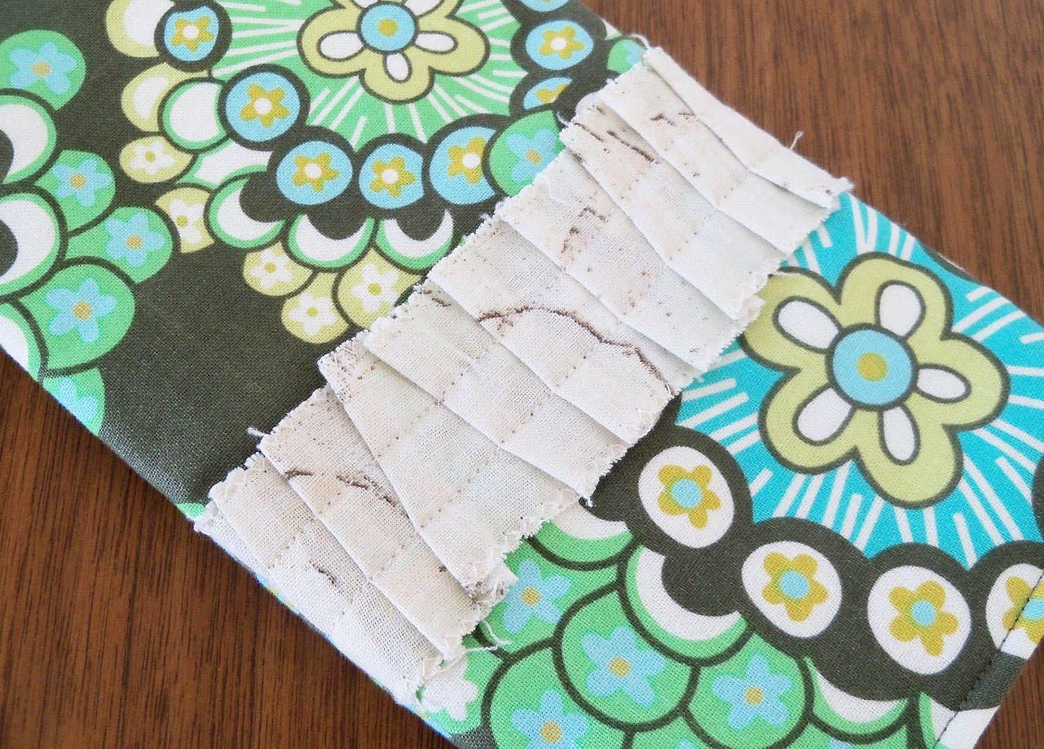 15% off entire shop - Coupon code 15OFF - Ruffled Sunglasses Case - Amy Butler Daisy Chain in Forest