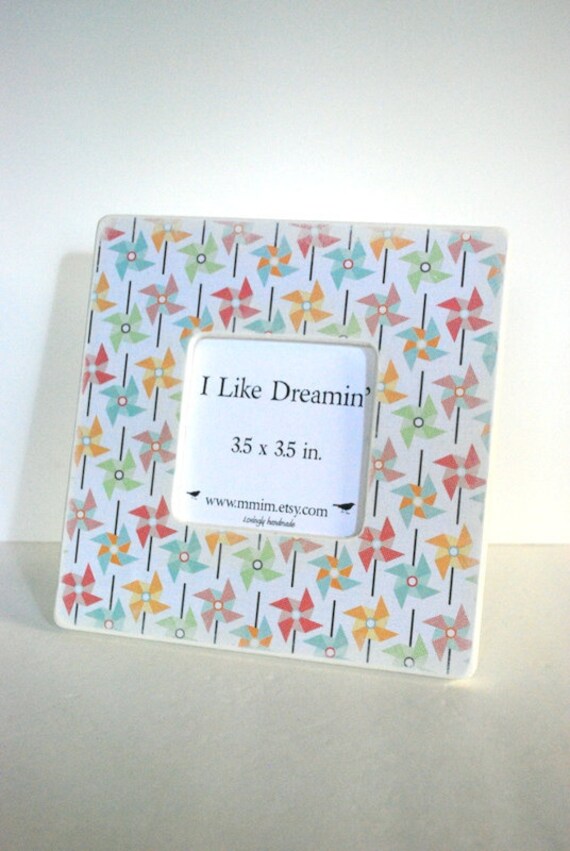 Fun Pinweel Picture Frame