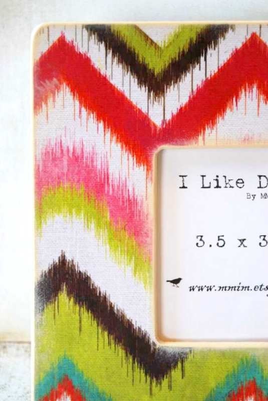 Mondovi Ikat Picture Frame