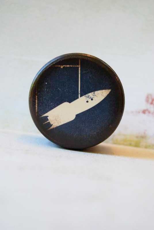 Blast Off Powder Box