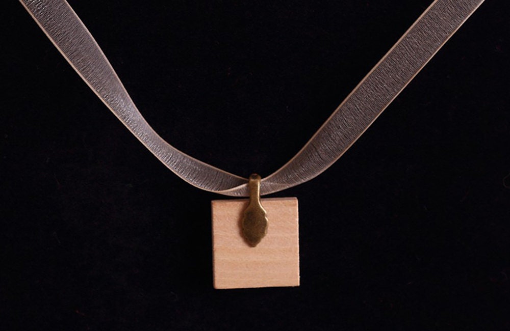 Star Trek Steampunk Ribbon Necklace in Antique Brass