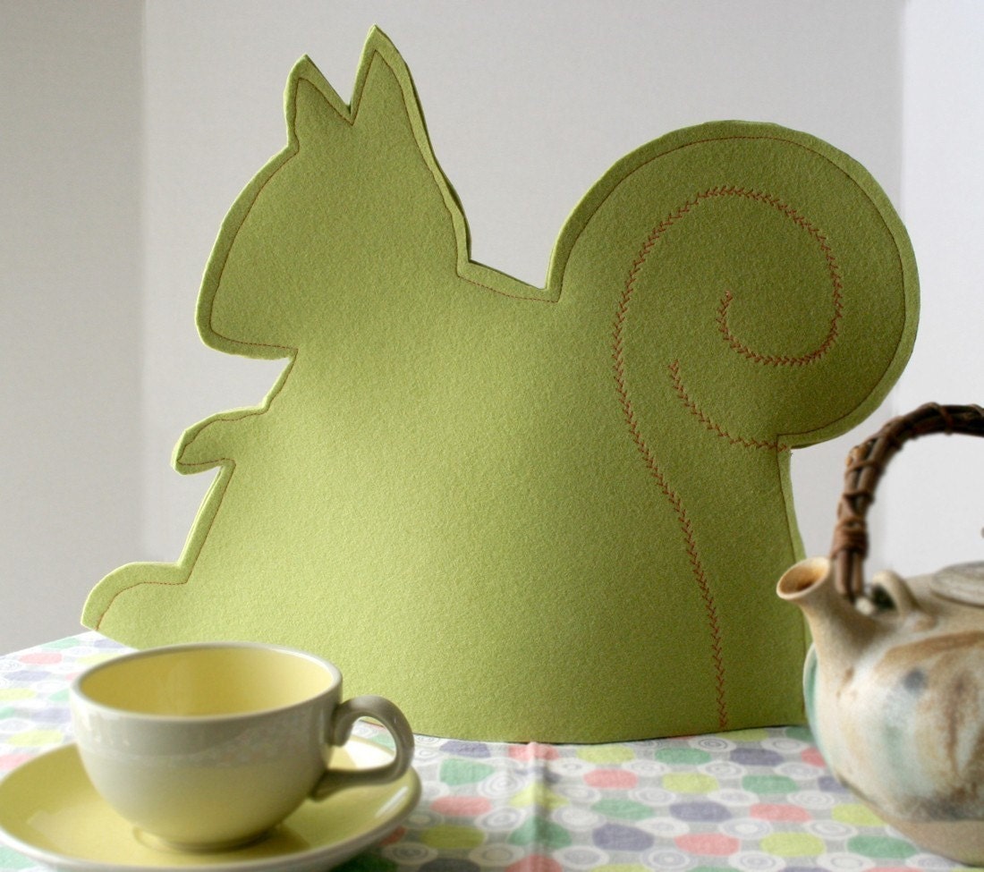 Tea Cozy in Green Felted Merino Wool