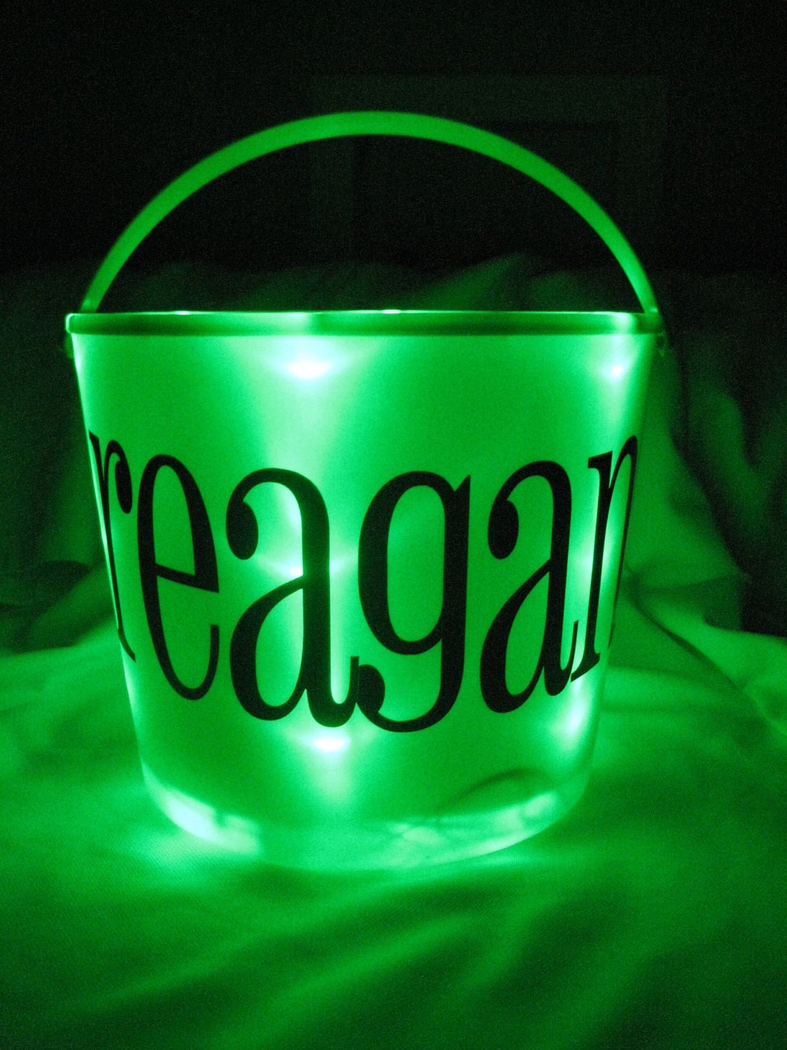 Holiday -  Light Up Bucket (GREEN)