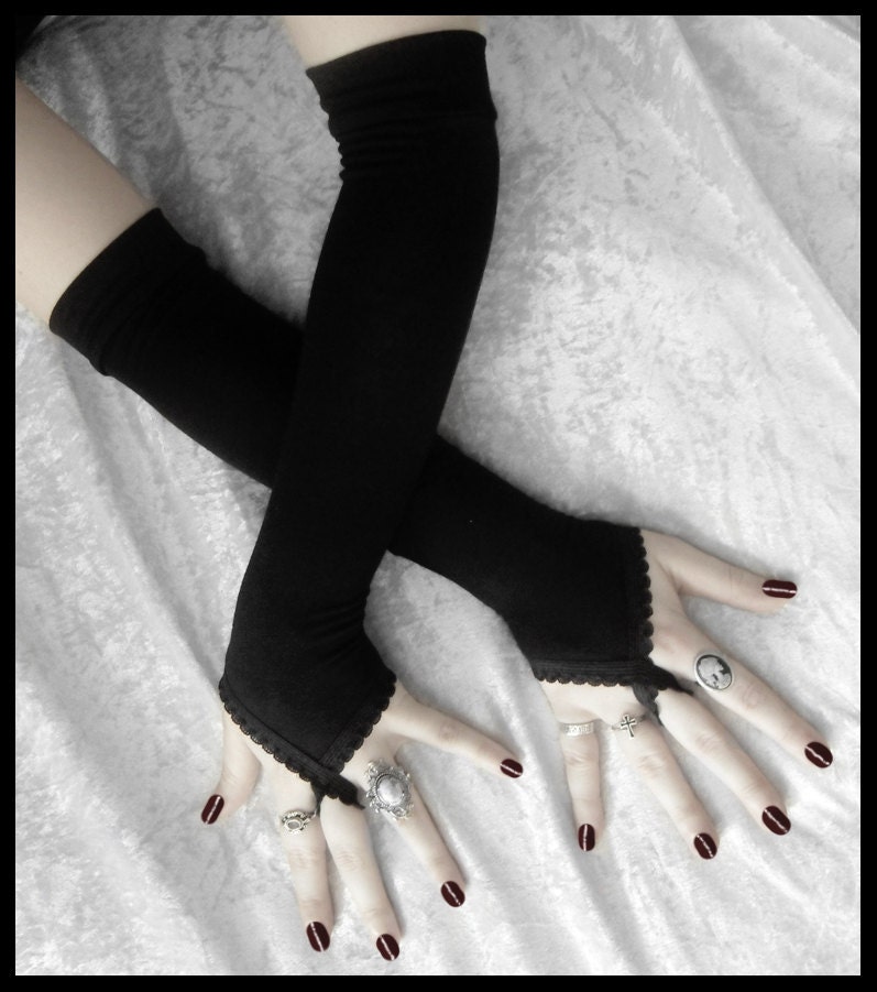 Pirouette Arm Warmers - Black - Fingerloops - Gothic Wedding Regency Belly Dance Victorian Vampire Caberet Goth Burlesque Yoga Opera Evening