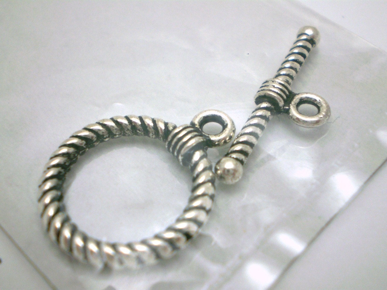 DESTASH - Metal Toggle Clasp, Silver Rope 18 mm