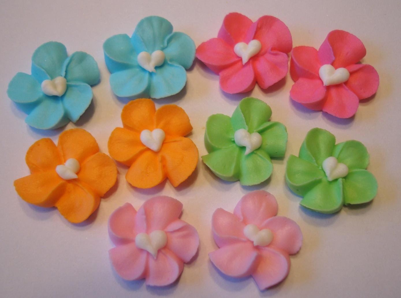 100 Sugar Flowers great for valentine's day Il_170x135