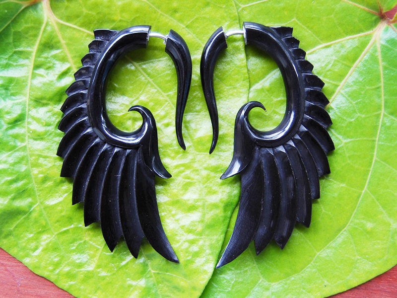 Fake Gauges - Nava Wings Horn Earrings