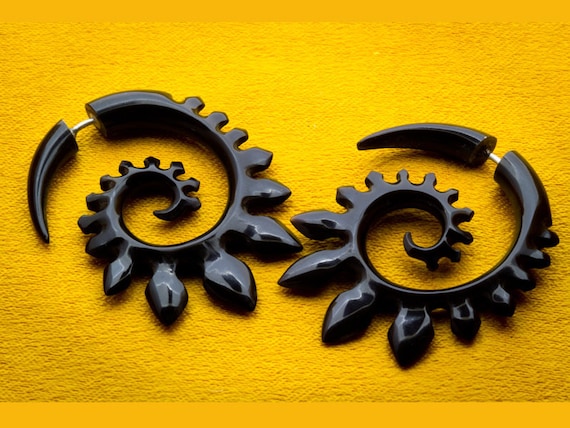 Fake Gauges - Black Horn Spade Spirals