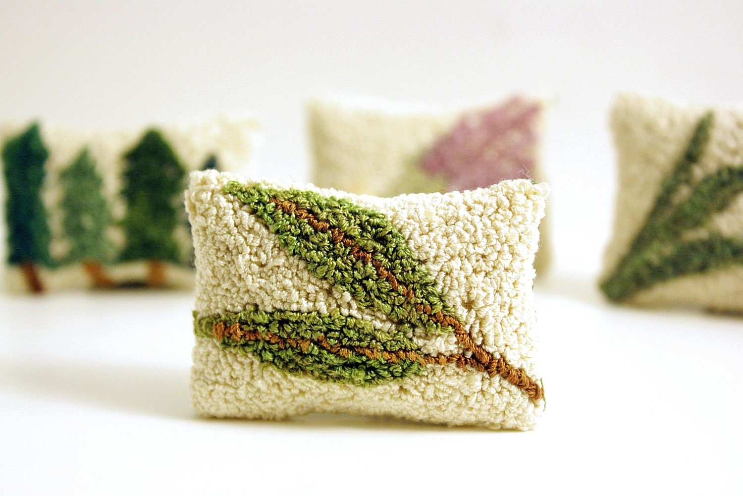 Punch Needle Eucalyptus Miniature Sachet. Spring Home Decor. Green Leaves. Aromatherapy Embroidery. Gift for her.