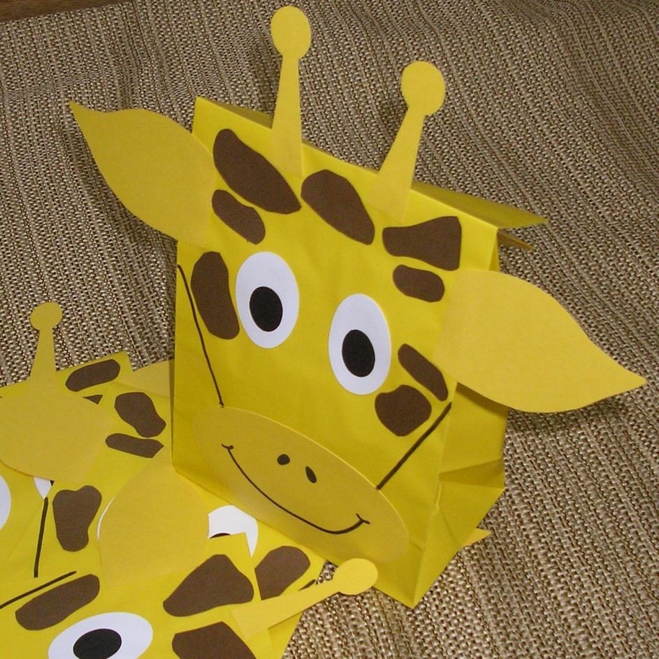Giraffe Treat Sacks - Jungle Zoo Safari Theme Birthday Party Favor Bags by jettabees on Etsy