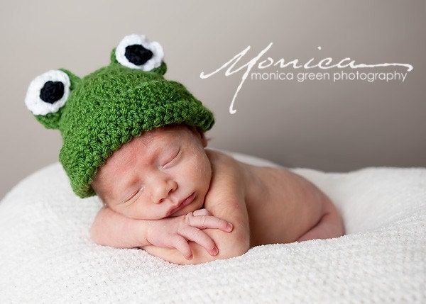Frog hat for baby