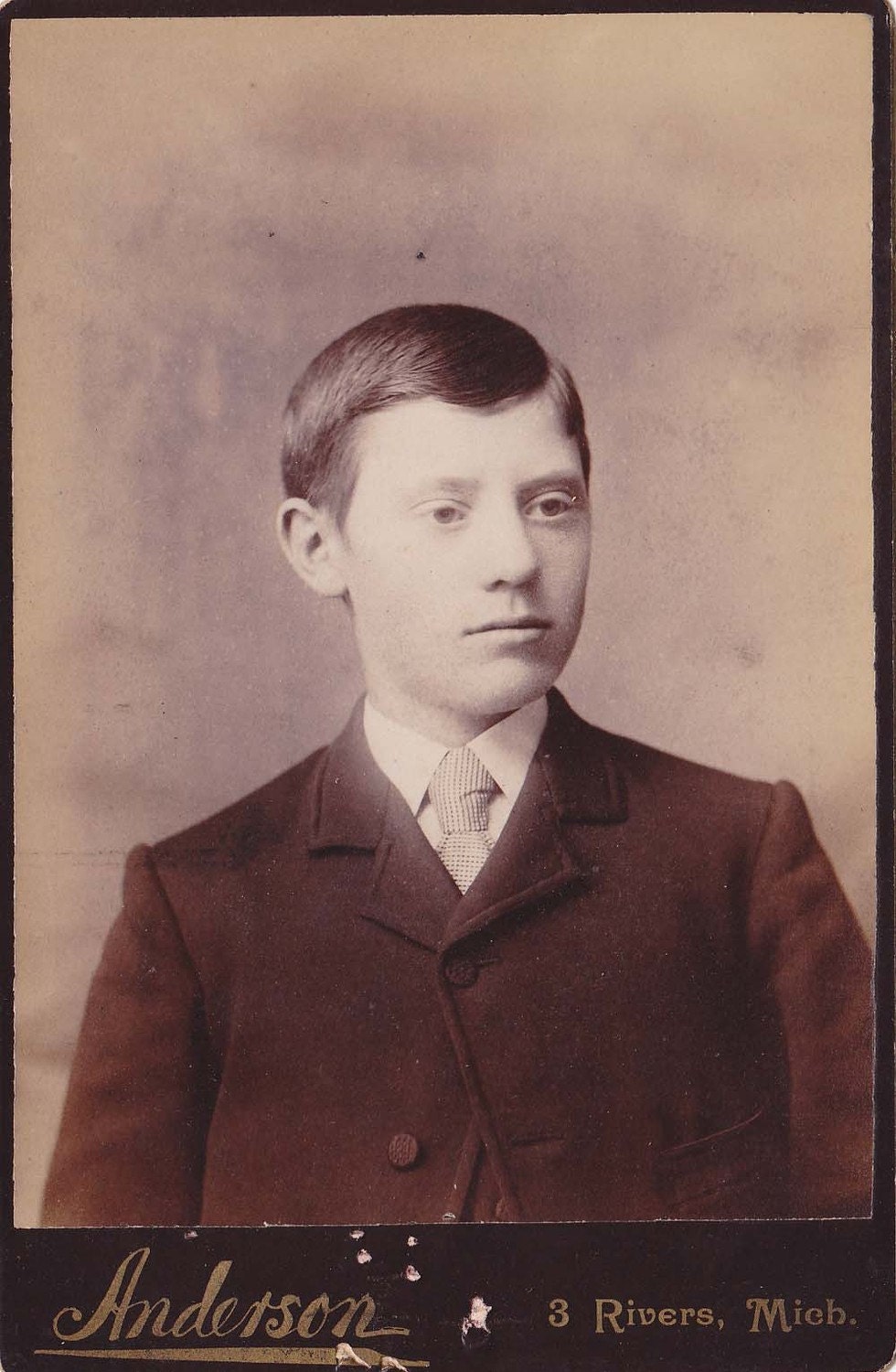 Wonderful Antique Cabinet Card from the Late 1800s-183