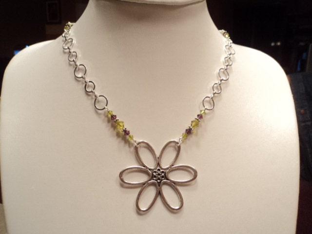 Flower necklace with light olivine and lilac swarovski crystal