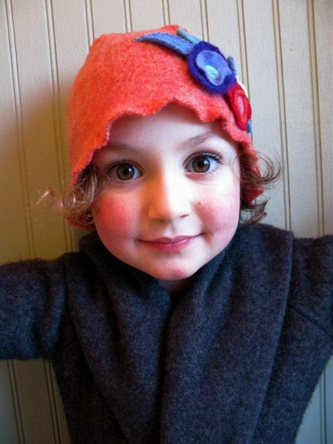 Posy Cloche made from Reclaimed Lambswool