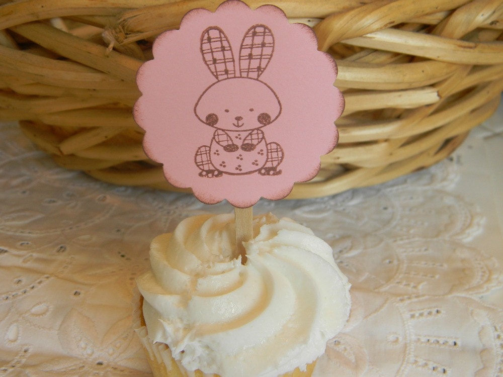 Cute Bunny Rabbit - great for baby showers or birthdays - Cupcake Toppers