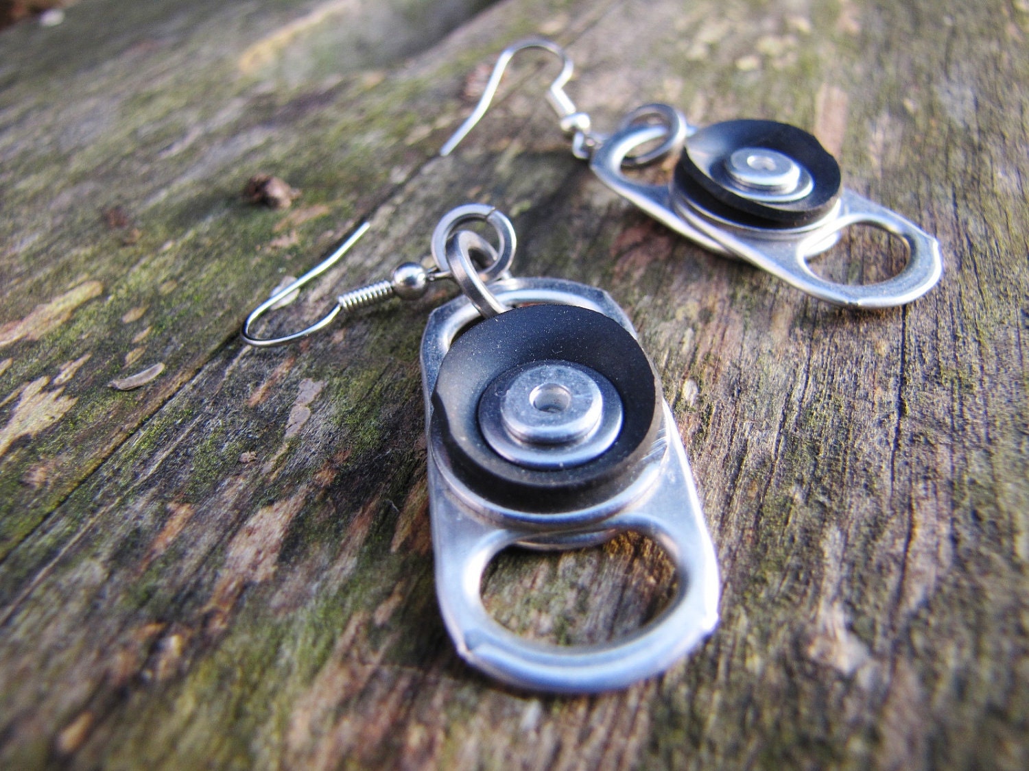Recycled metal ring pull Earrings with recycled black rubber bicycle inner tube