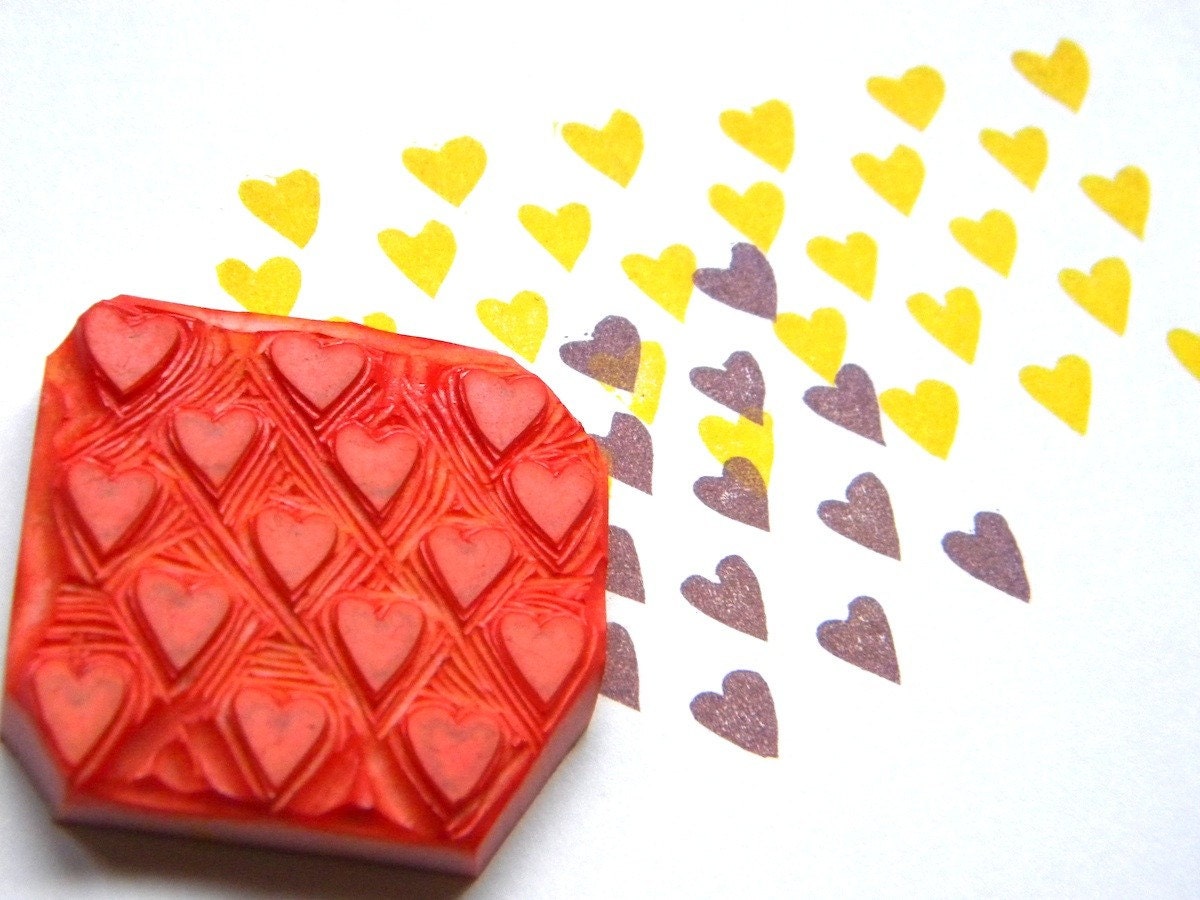 Rubber stamp hand carved mini hearts pattern