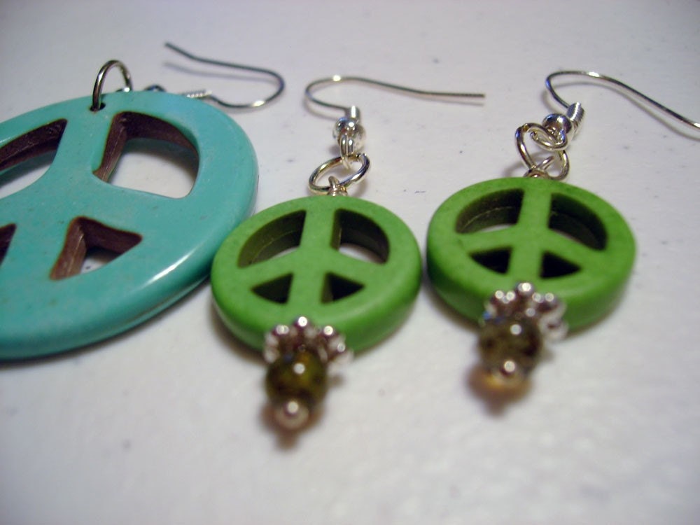 Peace Sign, Magnesite, Small Dangle Earrings - Spring Green for Peace