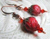 Red Rosebuds -  Glass Lampwork Earrings - Summer's Last Rose