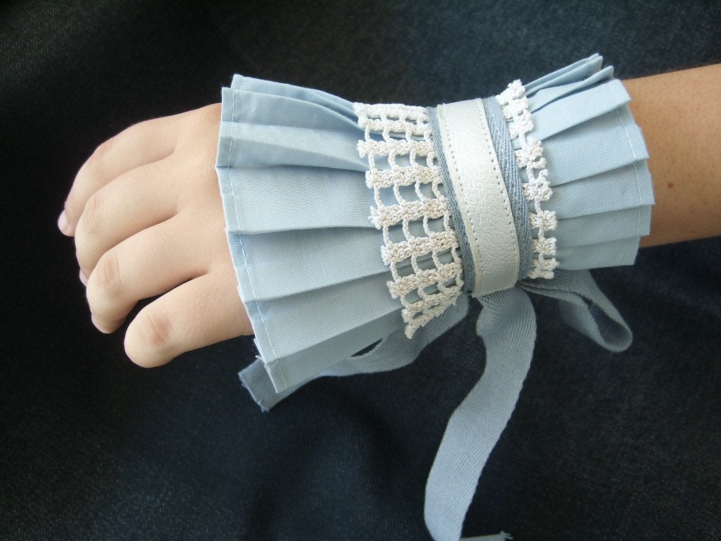 Silver Ice Ruffles Cuff Armband Neo Romantic  Cuff with Dusk Blue Cotton Ruffles, Vintage Crochet Lace and Silver Leather Trim