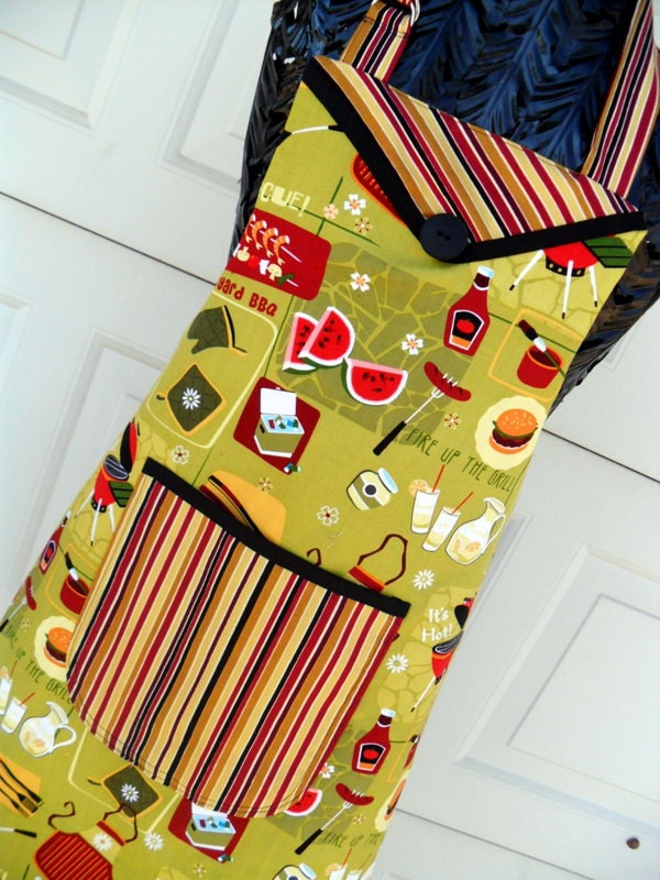 Reversible Chef Style BBQ Apron in Retro Print and Stripes