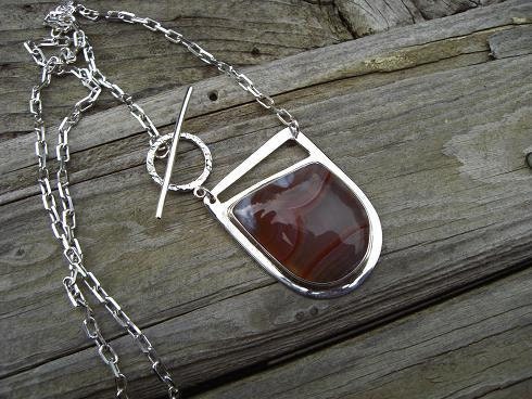 Sterling silver necklace with a Laguna Agate