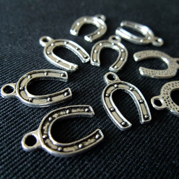 Destash (12) Horseshoe Charms