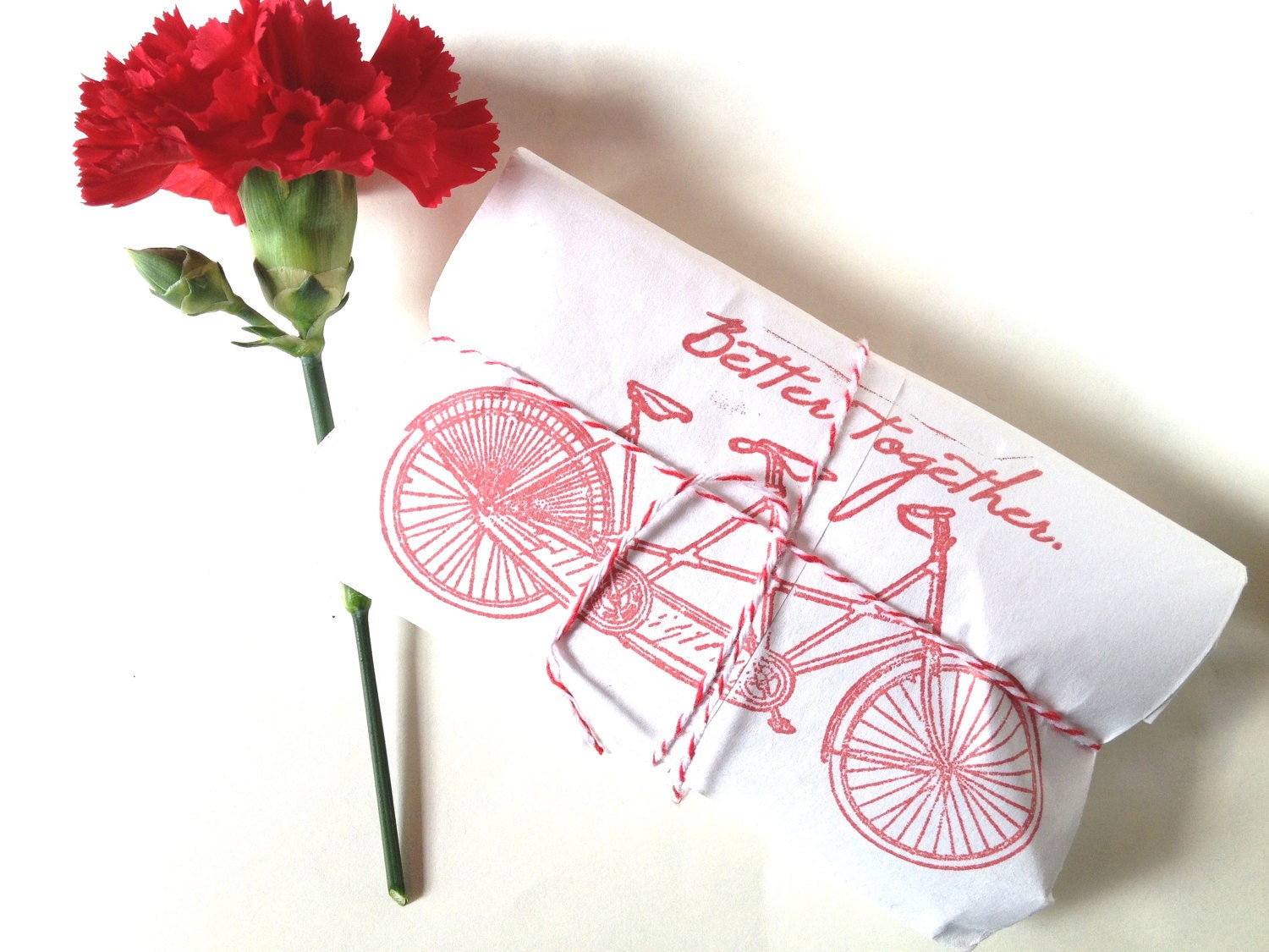 Coffee Wedding Favors in Vintage Red and White with Charming Twine. Tandem Bike. Rustic Wedding. Fall Wedding Favor.Set of 20.