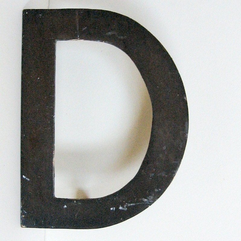 Letter D Pre 1950s Bronze Building Sign Letter. 8 inch