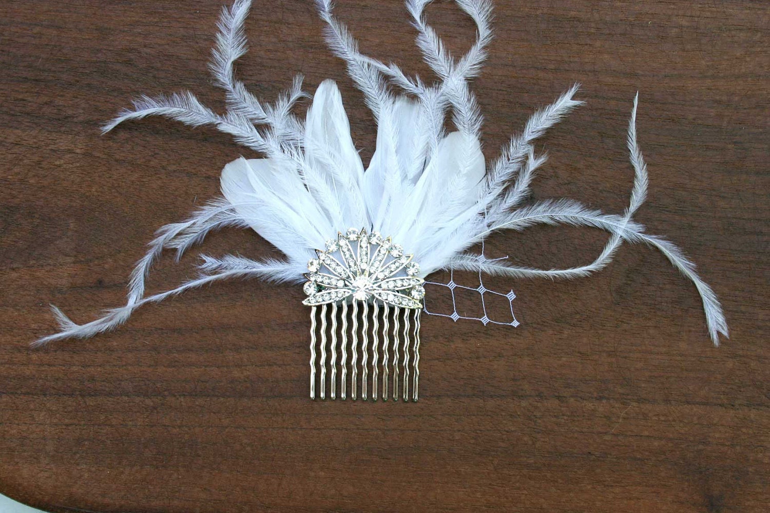 Feather fascinator - White Feather Fascinator with vintage jewel -perfect for your vintage inspired wedding