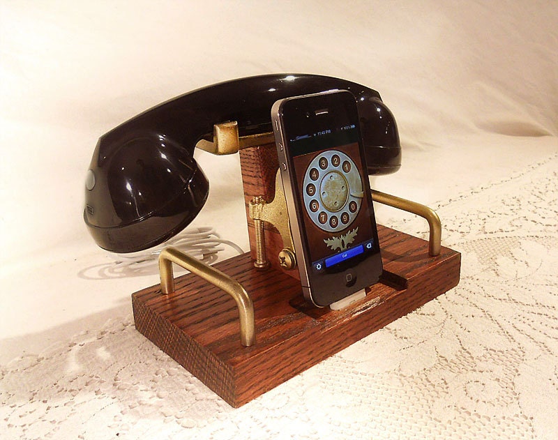 iPhone Dock - Phone - iPod Dock - Phone - Charger and Sync Station - Bluetooth Headset - Oak  -  Wireless Headset