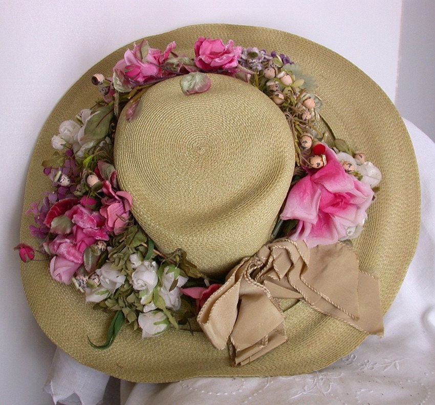 Vintage Picture Hat Velvet Flowers - Mme. Polswolsky