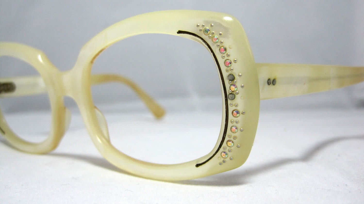 Vintage Eyeglasses Sunglasses. Ivory and Gold color with Rhinestones