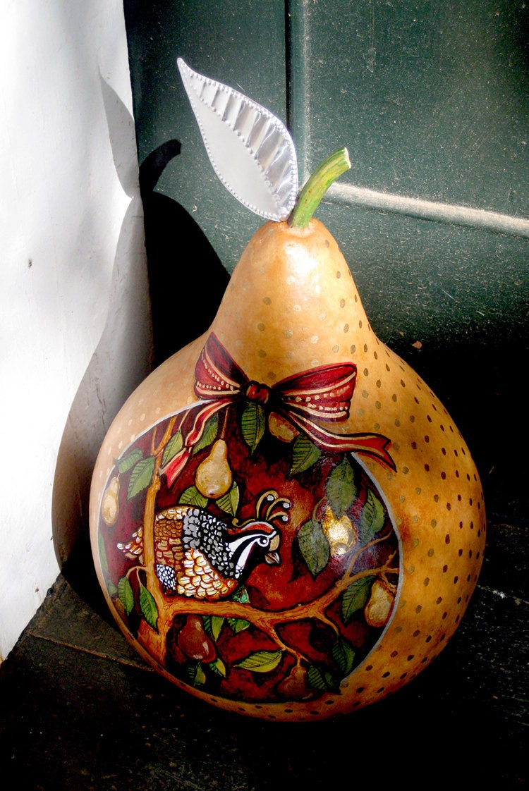 Partridge in a pear tree gourd