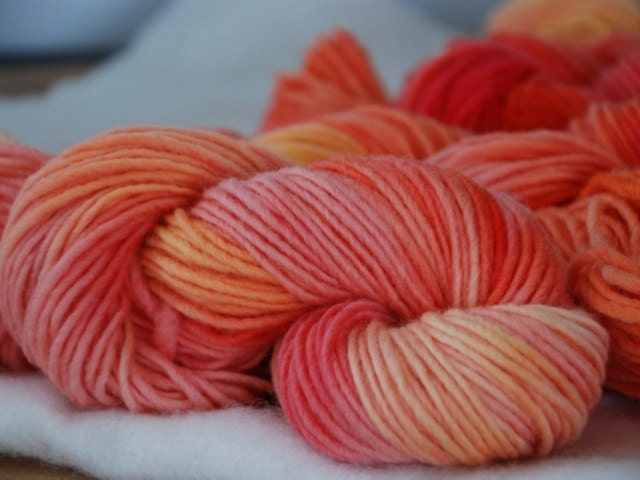 HAND DYED - SUNKISSED - Lambs Wool 50gr