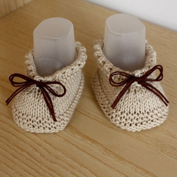INSTANT DOWNLOAD -Knitting pattern (pdf file) - BABY Booties Easy to Make ( 0-6/6-12/ Toddler sizes)