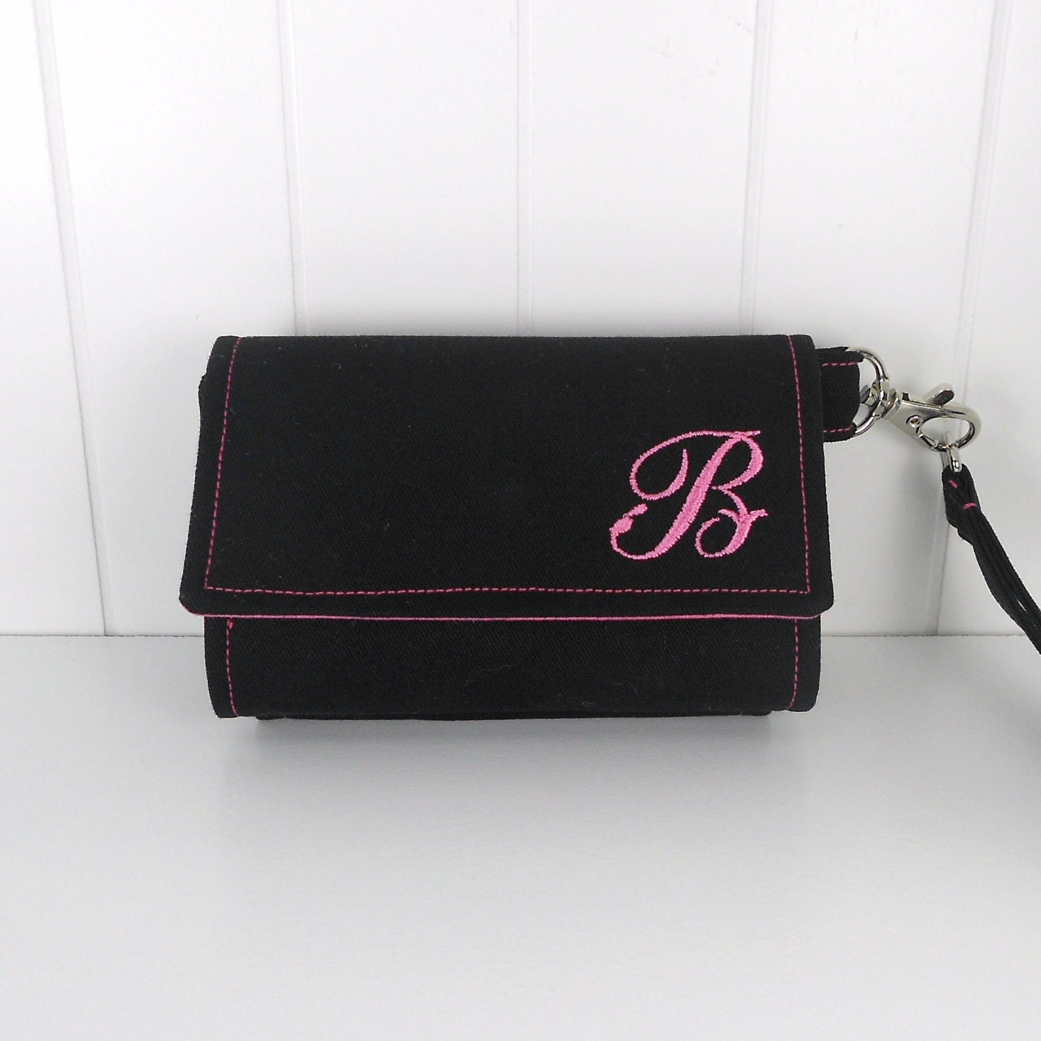 The Errand Runner - Cell Phone Wallet - Wristlet - for iPhone/Android - PERSONALIZED - Black with Hot Pink