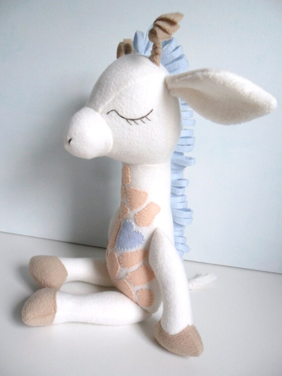 Giraffe Ragdoll-Peaches & Cream