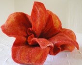 felted flower brooch -wild orchid-