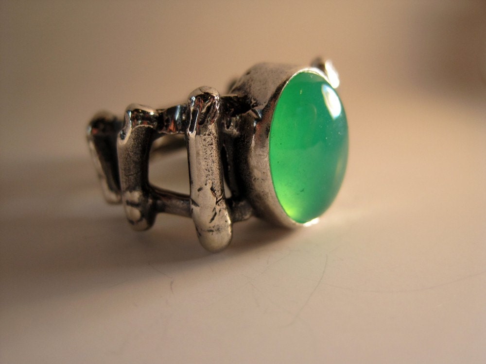 Chrysoprase In Sterling Coral Pirate Ring - JadeSilverCrafting