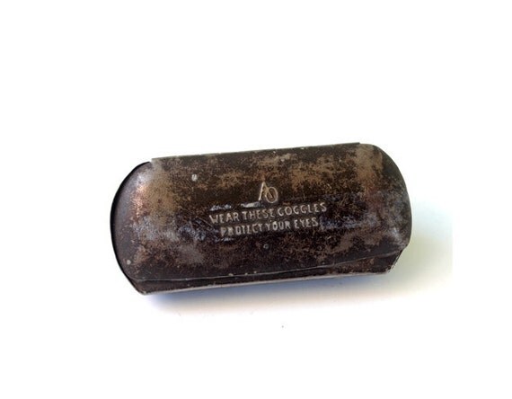 Vintage Workshop Eyeglass Case