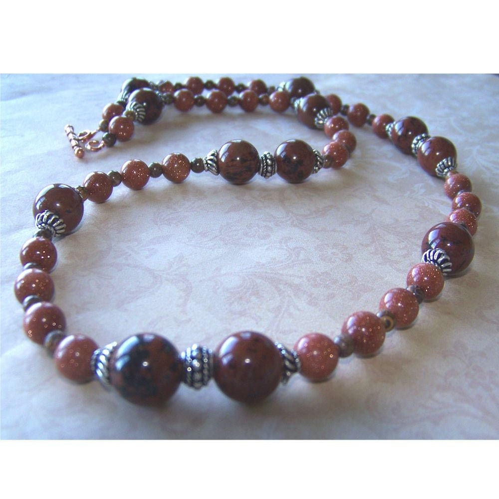 Mahogany Maven Necklace