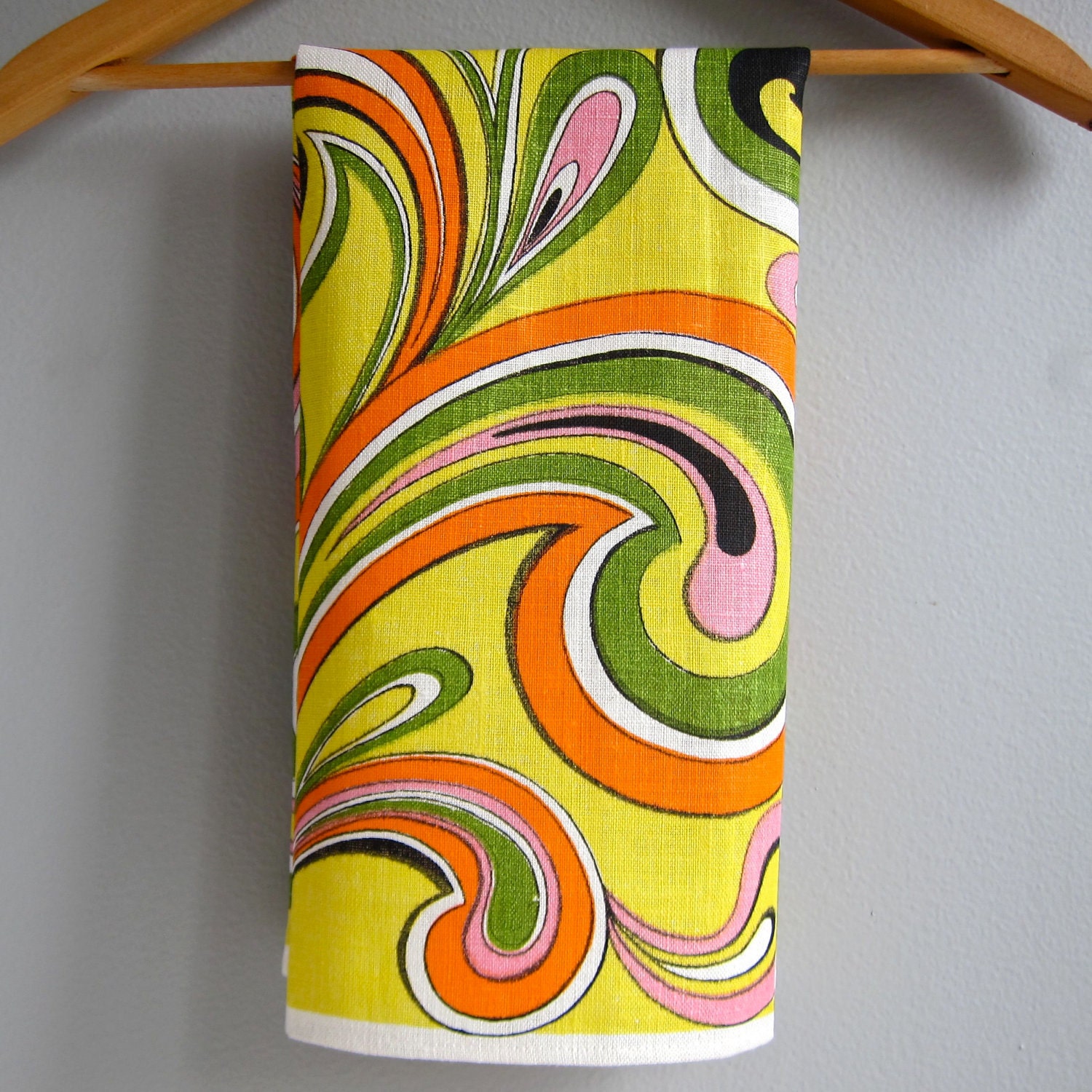 Parisian Prints Linen Kitchen Towel with Swirls - Never Used