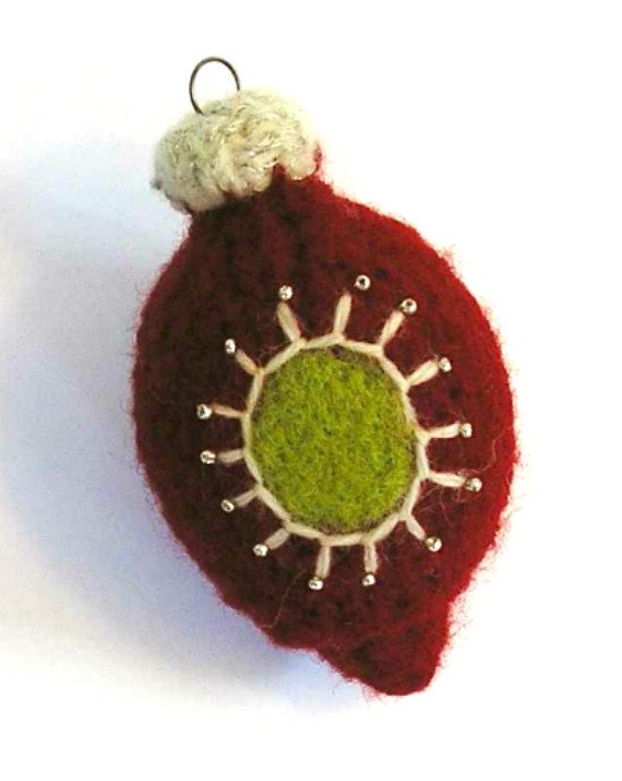 PATTERN-BOOKLET. A Knit & Felt Wool Holiday Ornaments Pattern