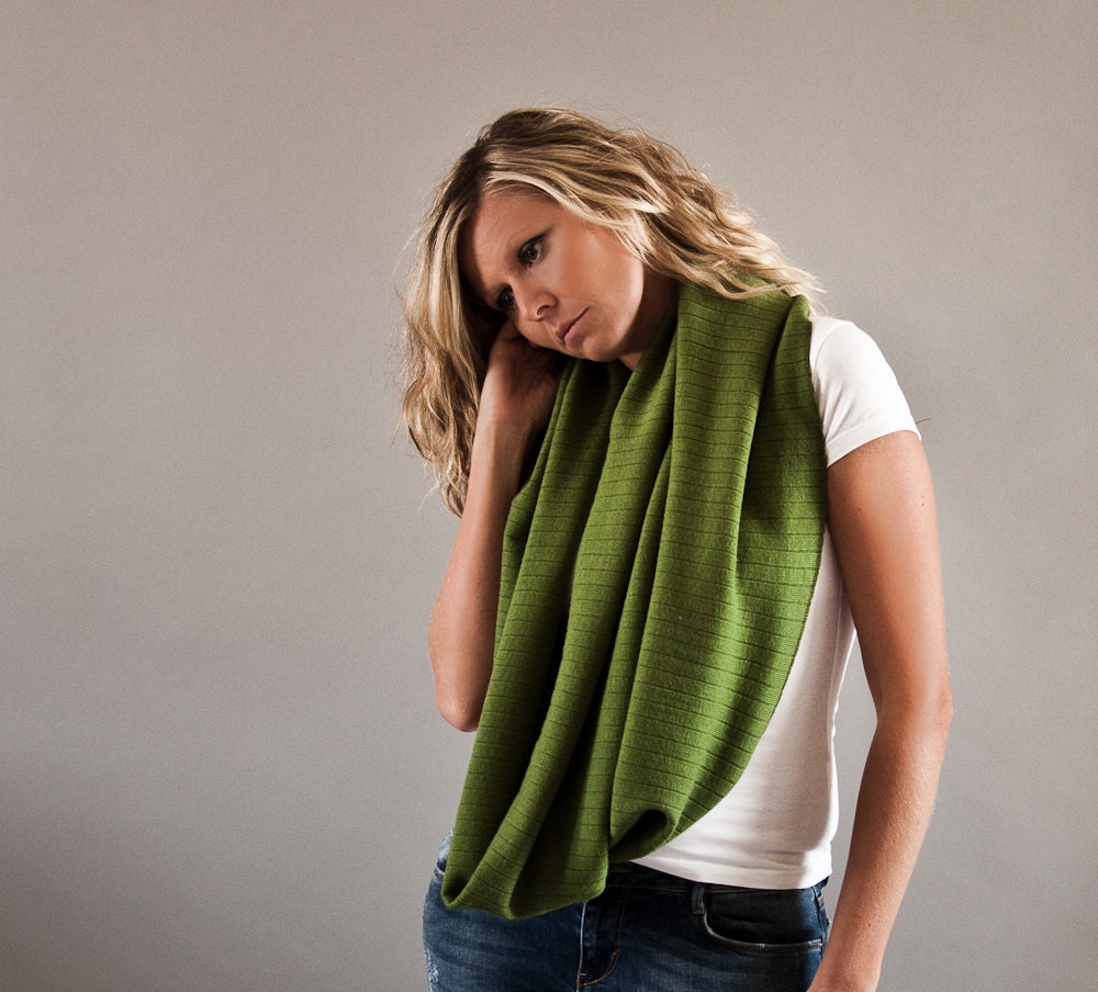 Chunky Green Infinity Scarf-Oversized Snood-Eternity Circle Scarf-Warm Winter Wrap-Chunky Cowl Scarf-Wrap Skirt-Shrug Scarf by MoonHalo