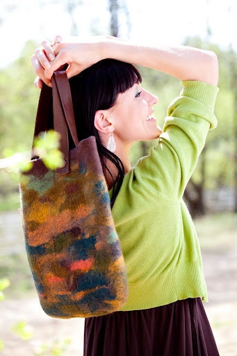 Felt handbag green and brown tons from merino Wool - woolDesign Felt handbag green and brown tons from merino Wool - woolDesign
