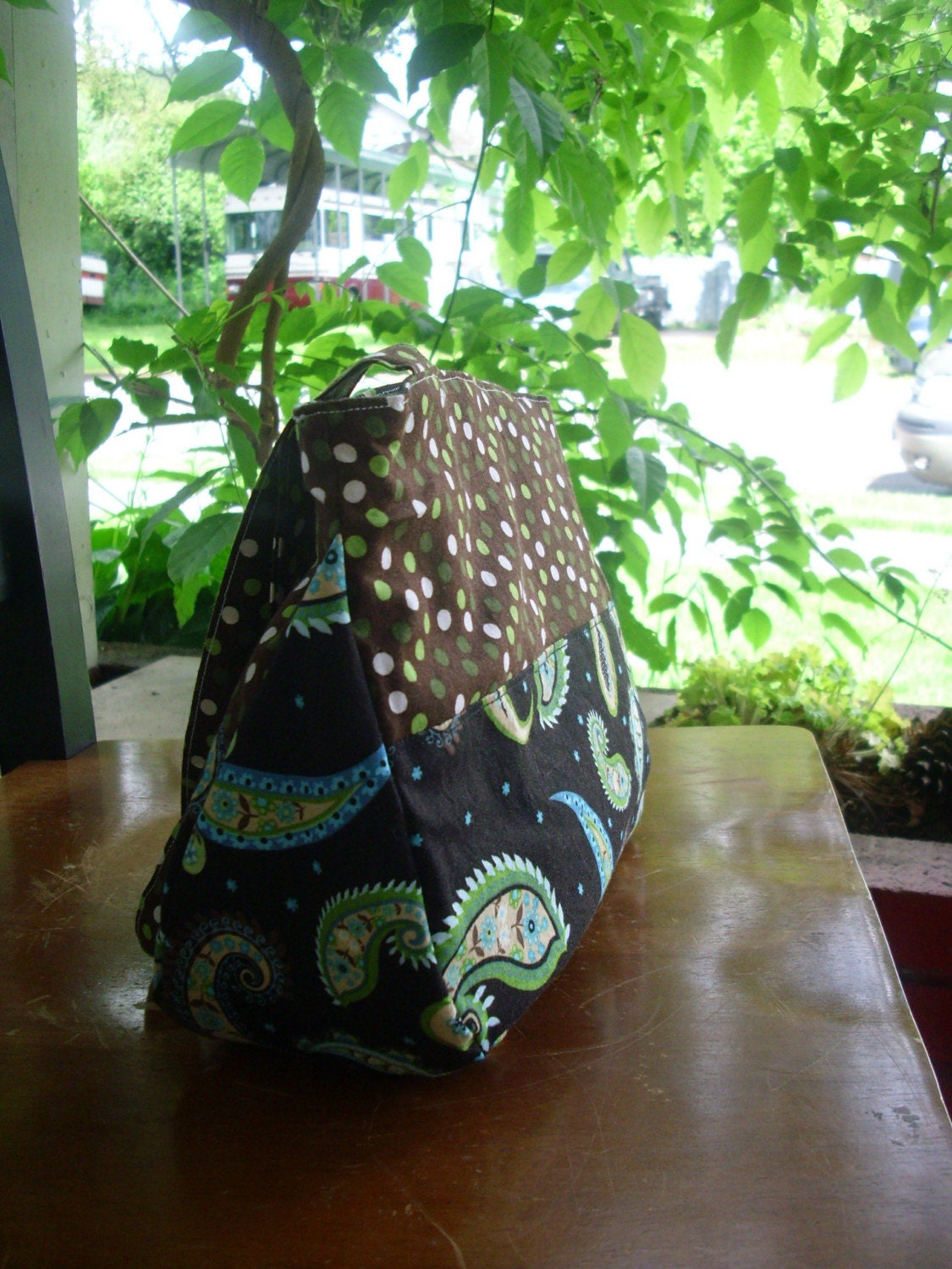 Black Paisley Triangle Handbag