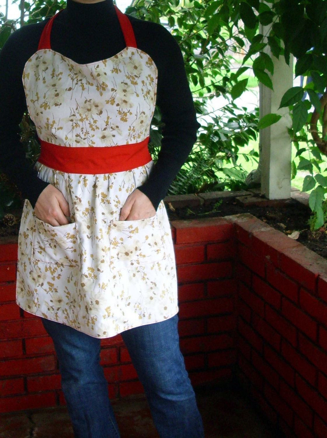 Full Apron Retro Recycled Print