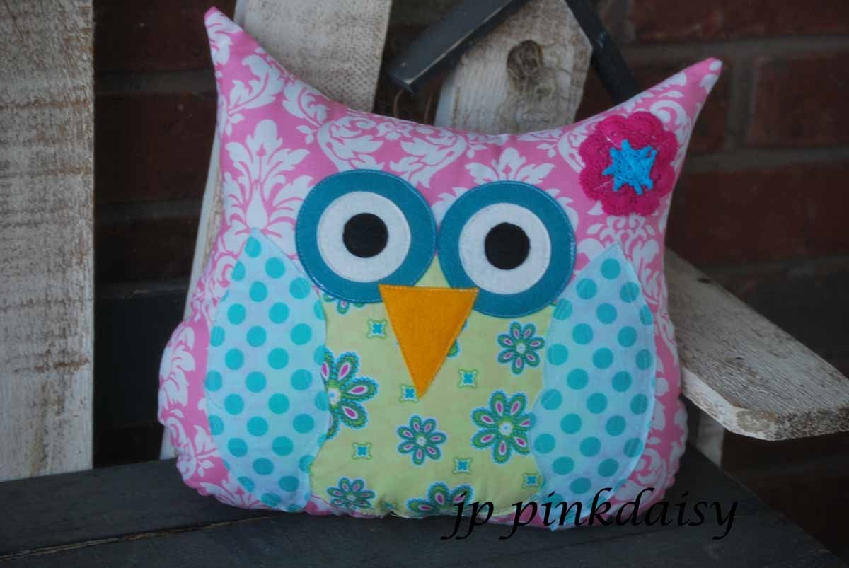 Owl Pillow Chevron / Yellow Gray /Owl Baby Shower Decoration/ Plush/ Pottery Barn / Photo Prop / Stuffed Owl / Chunky