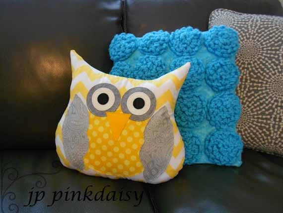 Owl Pillow Chevron / Yellow Gray /Owl Baby Shower Decoration/ Plush/ Pottery Barn / Photo Prop / Stuffed Owl / Chunky